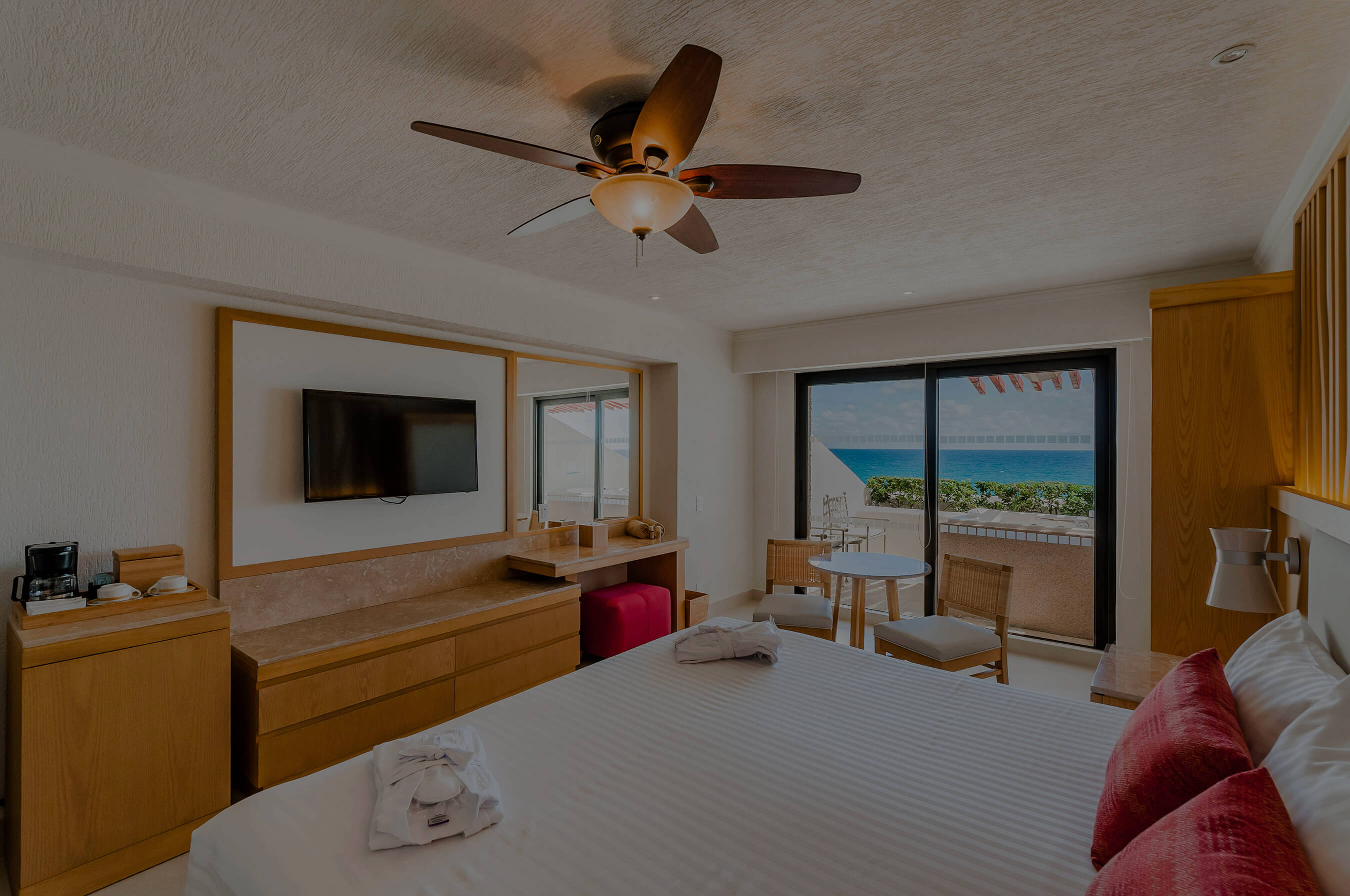 Rooms at Royal Solaris Cancun